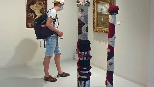 Ausstellungsansicht Reichardt, mit Besucher